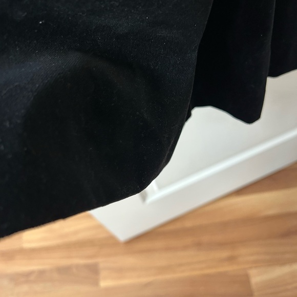 Vintage 90’s Laura Ashley Velvet Dress. Sweetheart neck. Puff sleeve. True waist - Picture 4 of 15